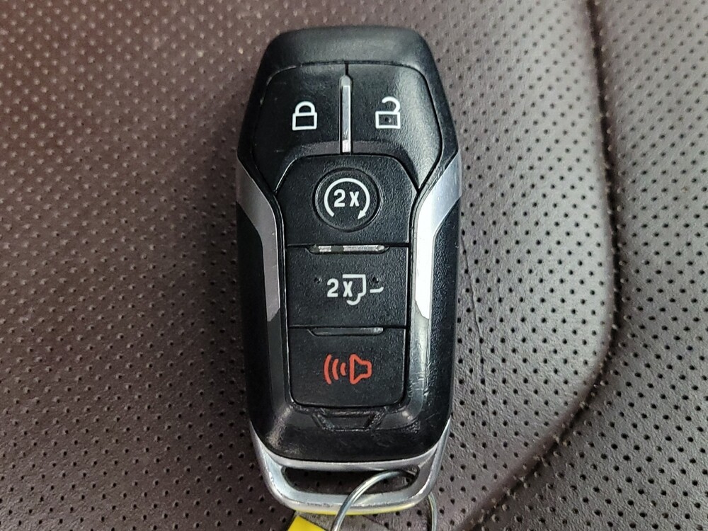 2015 Ford F150 in Midlothian, IL 60445 - 18092130 32