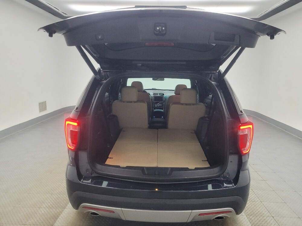 2017 Ford Explorer in Indianapolis, IN 46219 - 18092134 29