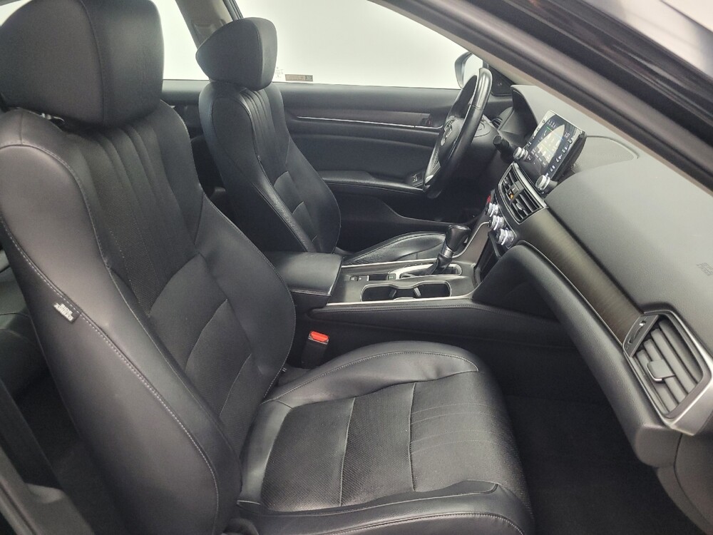 2018 Honda Accord in Indianapolis, IN 46219 - 18092136 21
