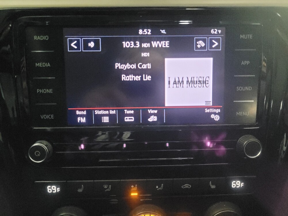 2022 Volkswagen Passat in Morrow, GA 30260 - 18092138 25