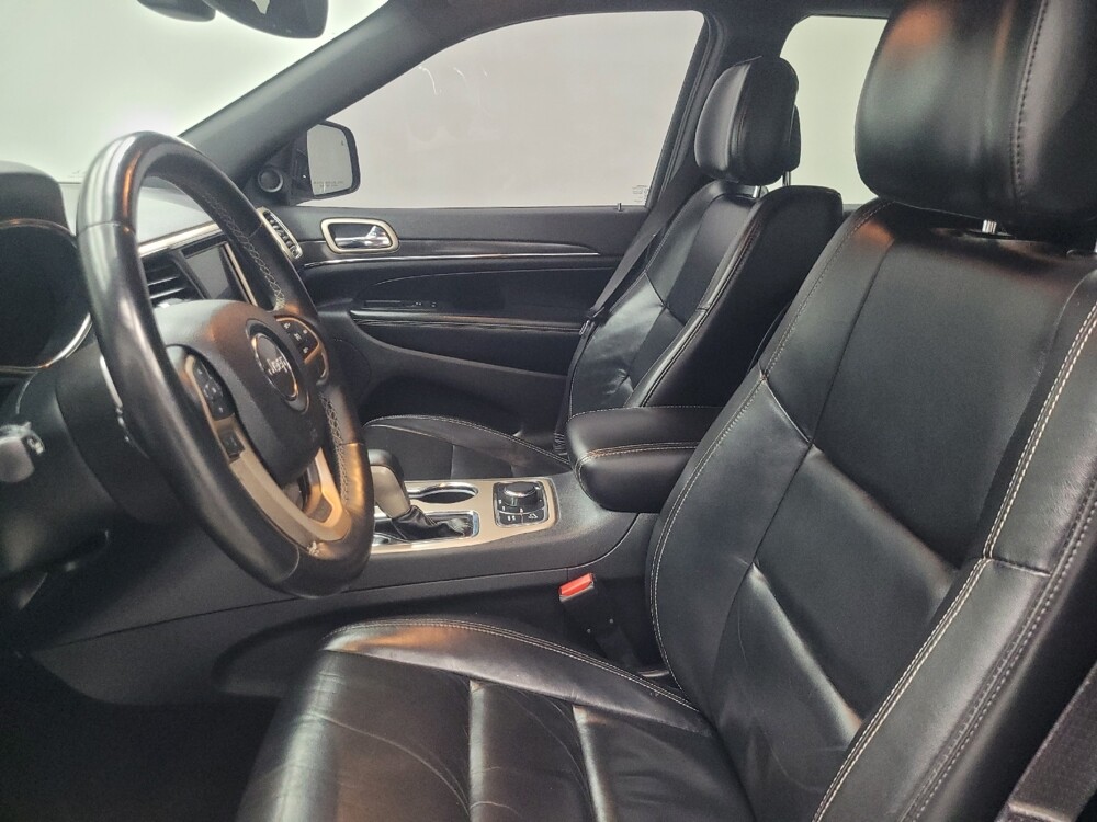 2017 Jeep Grand Cherokee in Indianapolis, IN 46219 - 18092140 17