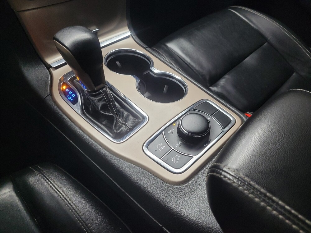 2017 Jeep Grand Cherokee in Indianapolis, IN 46219 - 18092140 26