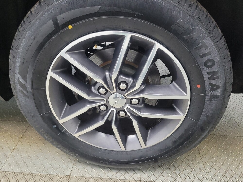 2017 Jeep Grand Cherokee in Indianapolis, IN 46219 - 18092140 31