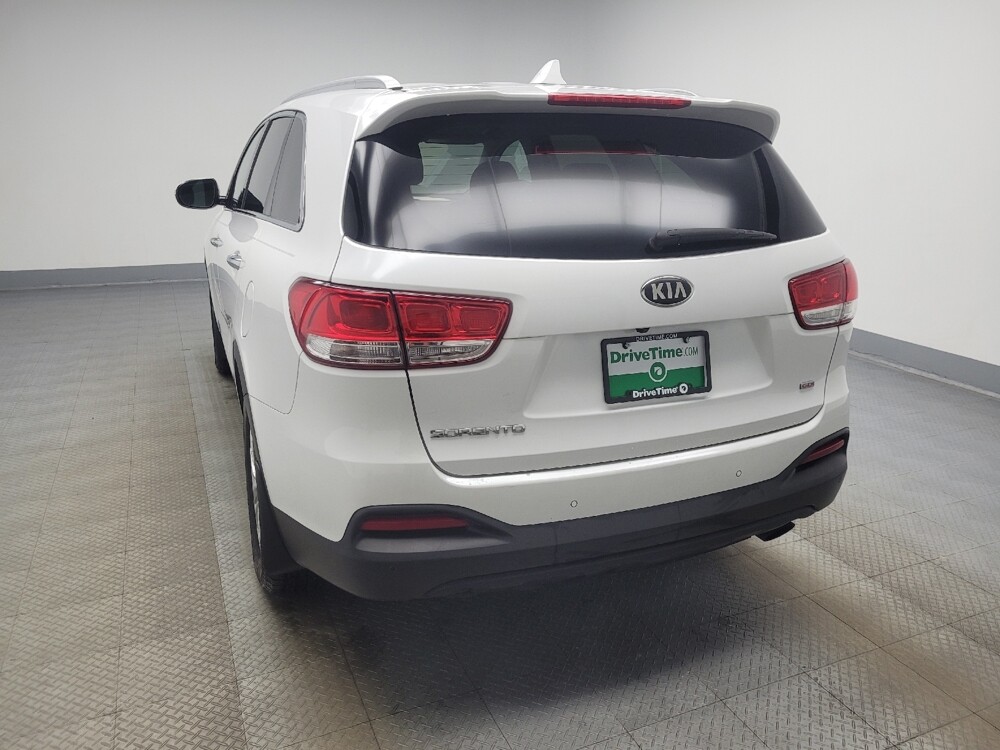2018 Kia Sorento in Indianapolis, IN 46219 - 18092141 6