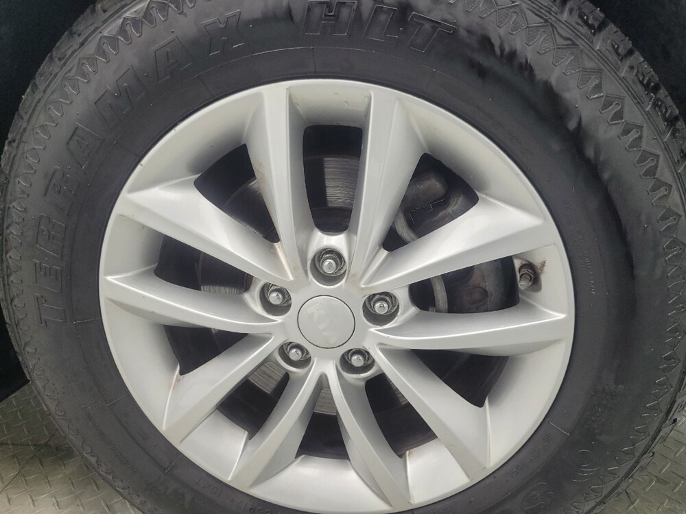 2018 Kia Sorento in Indianapolis, IN 46219 - 18092141 31