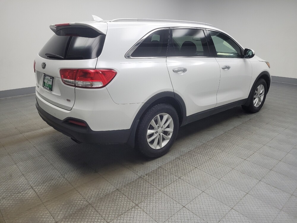 2018 Kia Sorento in Indianapolis, IN 46219 - 18092141 10