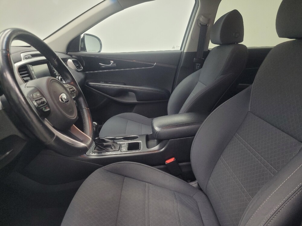 2018 Kia Sorento in Indianapolis, IN 46219 - 18092141 17