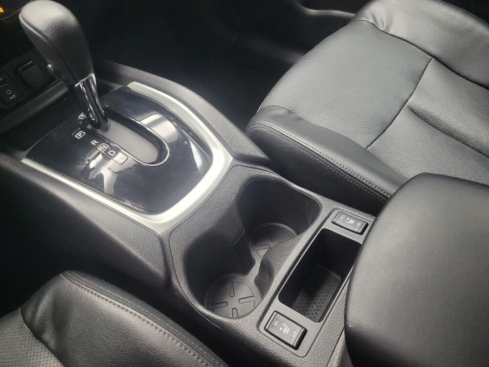 2016 Nissan Rogue in Indianapolis, IN 46219 - 18092142 26