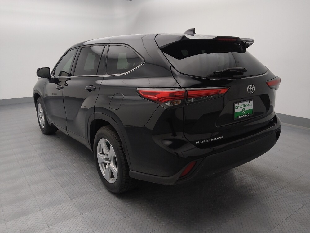 2021 Toyota Highlander in Springfield, MO 65807 - 18092148 5