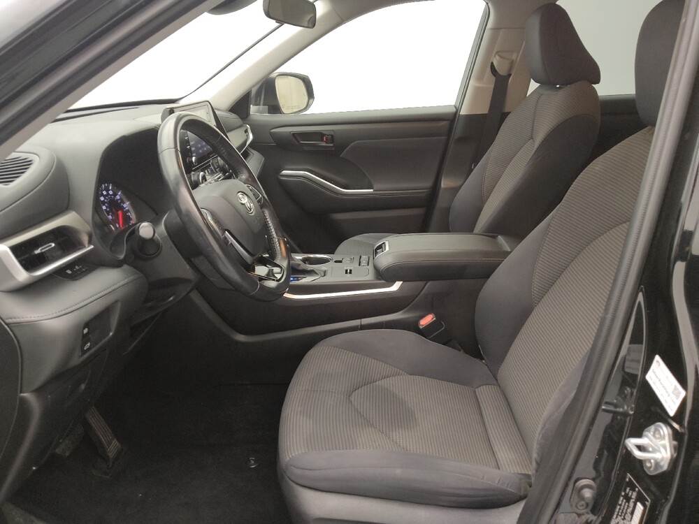 2021 Toyota Highlander in Springfield, MO 65807 - 18092148 17