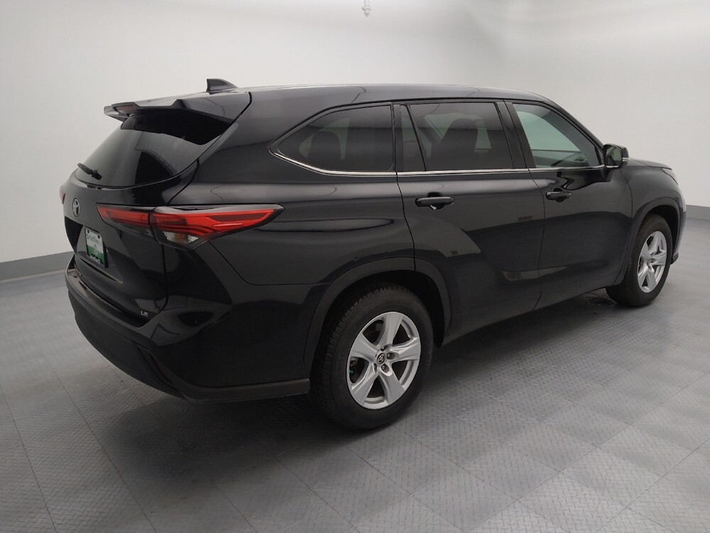 2021 Toyota Highlander in Springfield, MO 65807 - 18092148 10