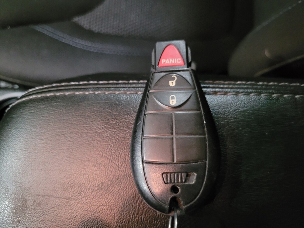 2019 Jeep Cherokee in Henrico, VA 23223 - 18092160 32