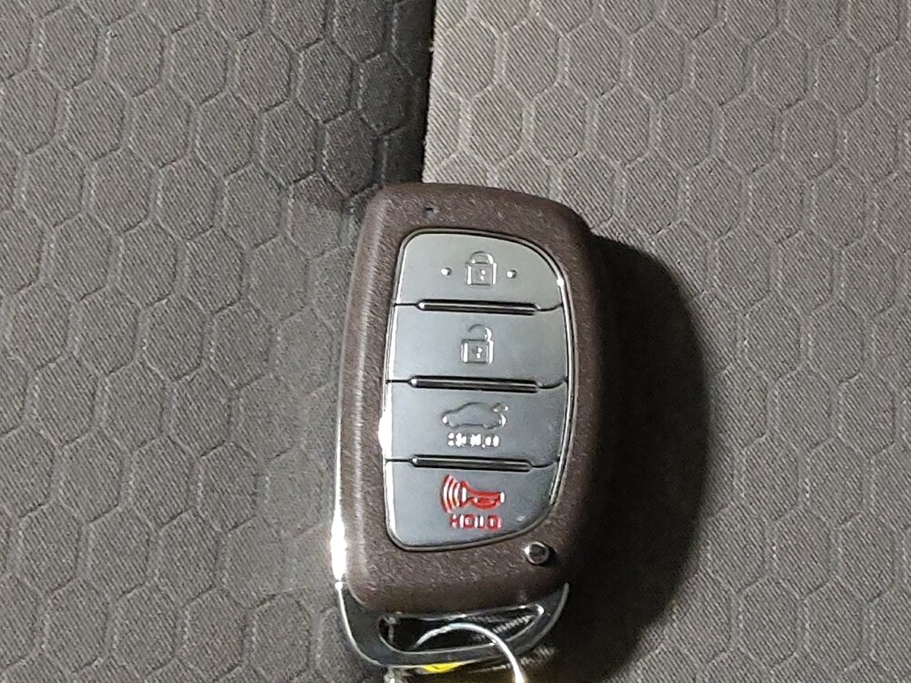 2020 Hyundai Elantra in Tulsa, OK 74145 - 18092171 32