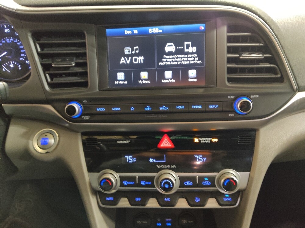 2020 Hyundai Elantra in Tulsa, OK 74145 - 18092171 25