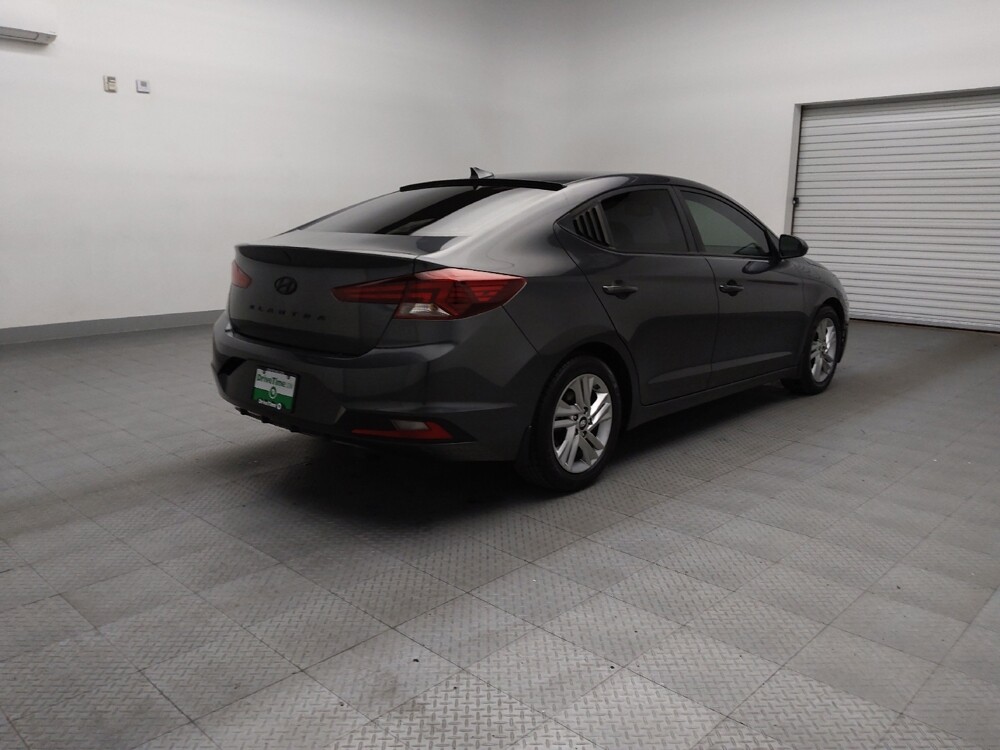 2020 Hyundai Elantra in Tulsa, OK 74145 - 18092171 9