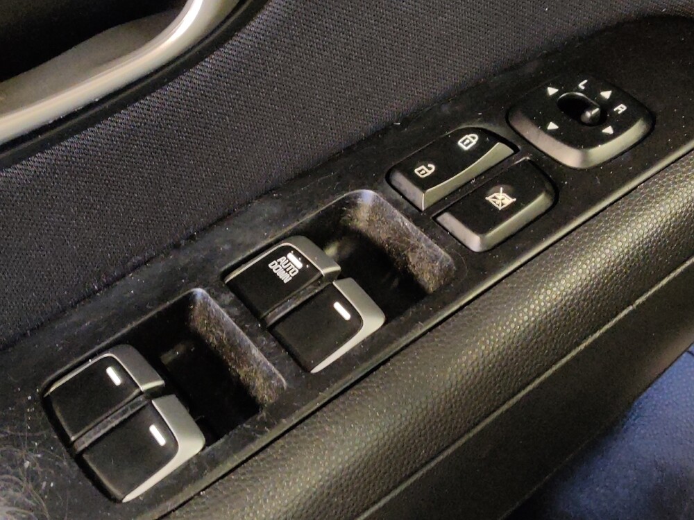 2017 Kia Soul in Houston, TX 77060 - 18092176 27