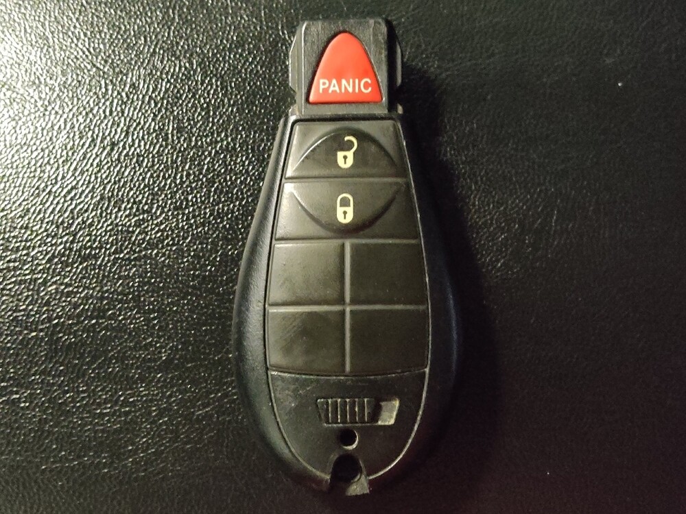 2021 Jeep Cherokee in Houston, TX 77060 - 18092177 32