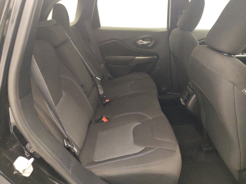 2021 Jeep Cherokee in Houston, TX 77060 - 18092177 19