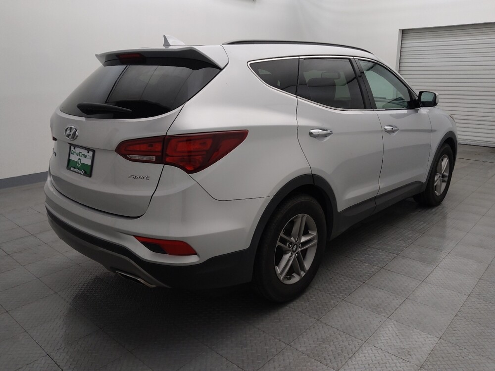2017 Hyundai Santa Fe in Houston, TX 77060 - 18092179 9
