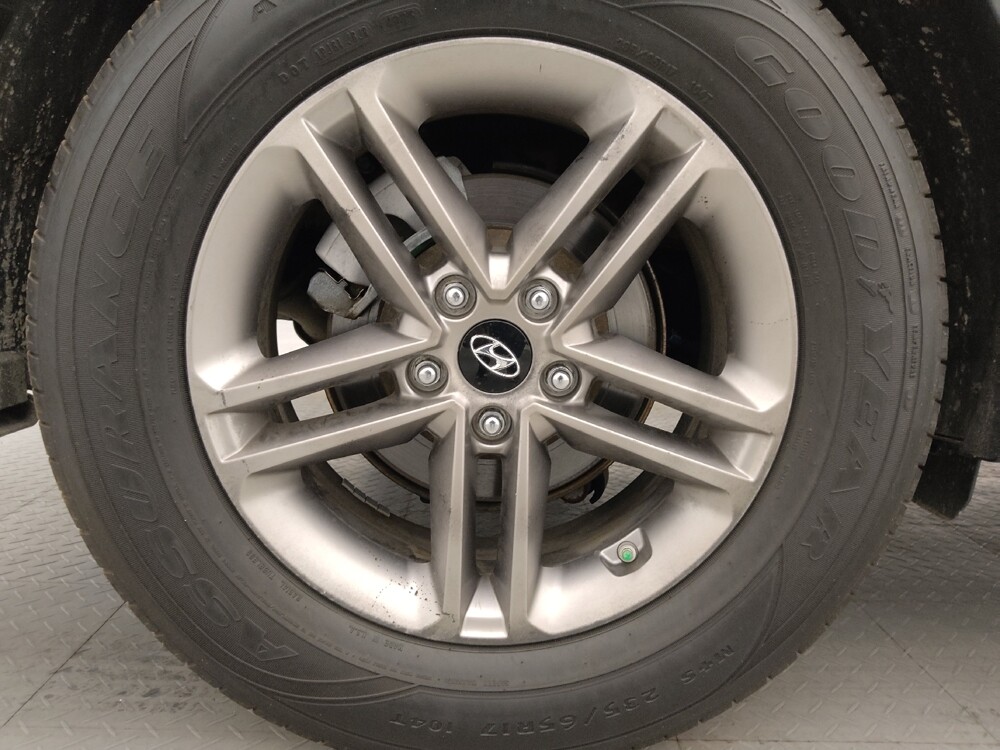 2017 Hyundai Santa Fe in Fort Myers, FL 33907 - 18092183 31