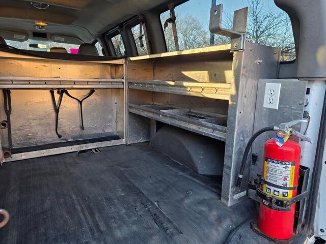 2009 GMC Savana 3500 in Blauvelt, NY 10913 - 18092189 33