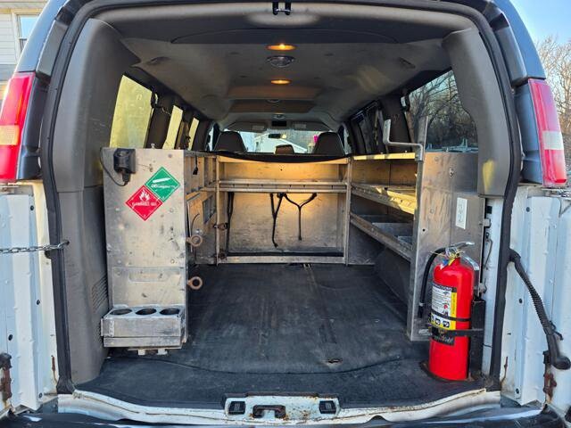 2009 GMC Savana 3500 in Blauvelt, NY 10913 - 18092189 29