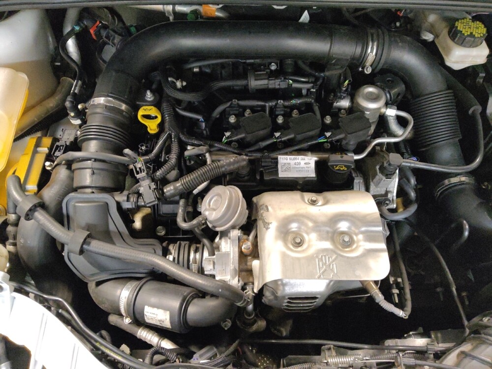 2018 Ford Focus in Phoenix, AZ 85022 - 18092190 30