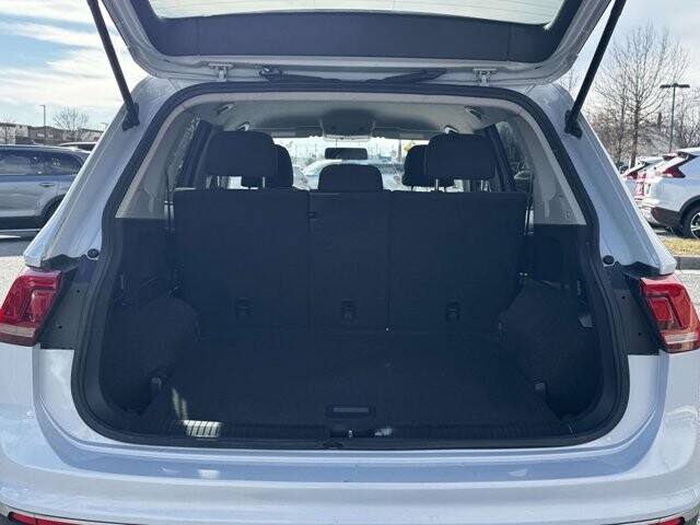 2019 Volkswagen Tiguan in Winchester, VA 22602 - 18092195 12