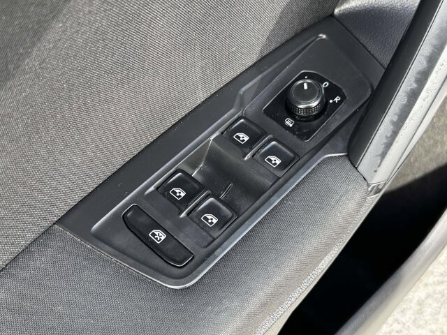 2019 Volkswagen Tiguan in Winchester, VA 22602 - 18092195 23