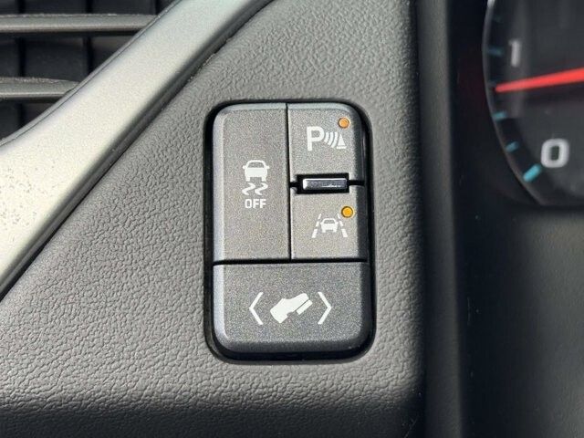 2018 Chevrolet Tahoe in Winchester, VA 22602 - 18092198 24