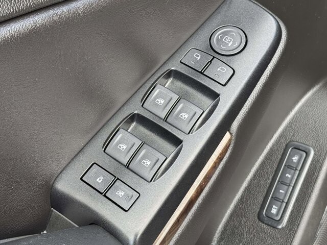 2018 Chevrolet Tahoe in Winchester, VA 22602 - 18092198 23