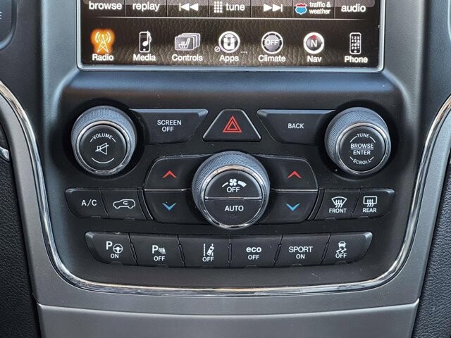 2017 Jeep Grand Cherokee in Winchester, VA 22602 - 18092202 18