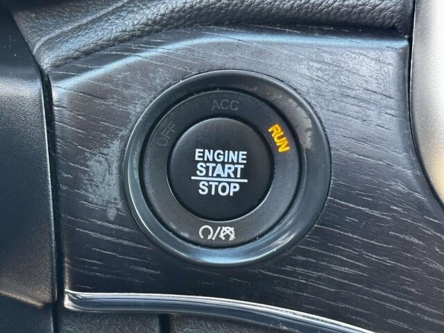 2017 Jeep Grand Cherokee in Winchester, VA 22602 - 18092202 23