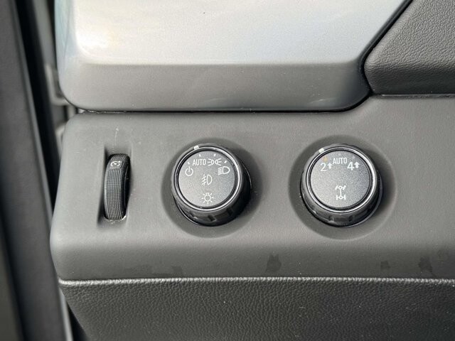 2018 Chevrolet Tahoe in Winchester, VA 22602 - 18092203 23