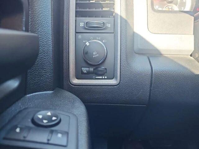 2018 RAM 1500 in Wadena, MN 56482 - 18092227 35