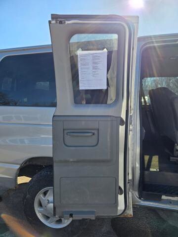 2010 Ford E-350 and Econoline 350 in Blauvelt, NY 10913 - 18092228 46