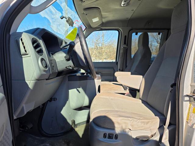 2010 Ford E-350 and Econoline 350 in Blauvelt, NY 10913 - 18092228 11