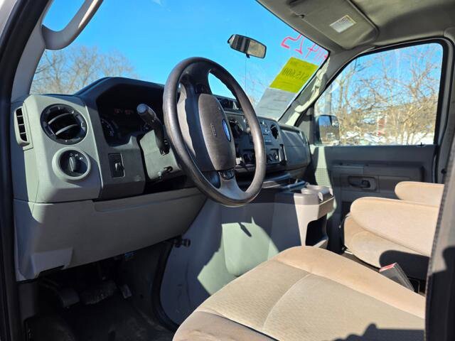 2010 Ford E-350 and Econoline 350 in Blauvelt, NY 10913 - 18092228 10