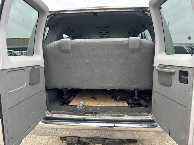 2010 Ford E-350 and Econoline 350 in Blauvelt, NY 10913 - 18092228 13
