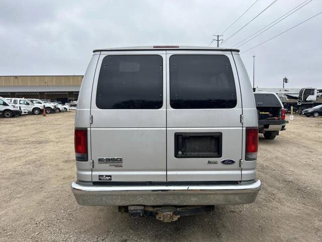 2010 Ford E-350 and Econoline 350 in Blauvelt, NY 10913 - 18092228 6