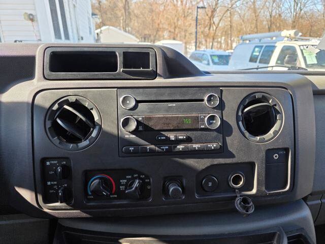 2010 Ford E-350 and Econoline 350 in Blauvelt, NY 10913 - 18092228 17