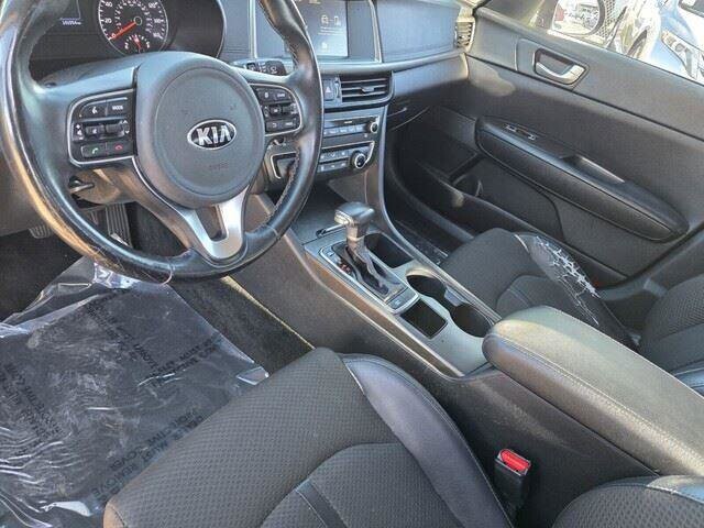 2018 Kia Optima in Mesa, AZ 85212 - 18092231 15