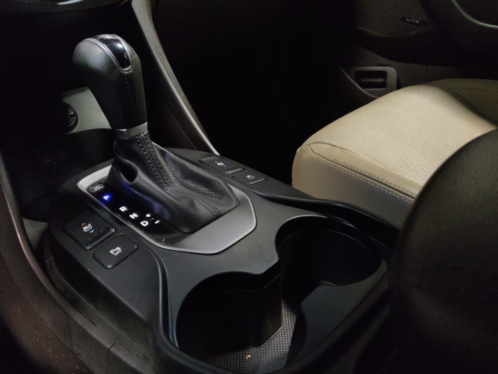 2017 Hyundai Santa Fe in Glendale, AZ 85301 - 18092232 26