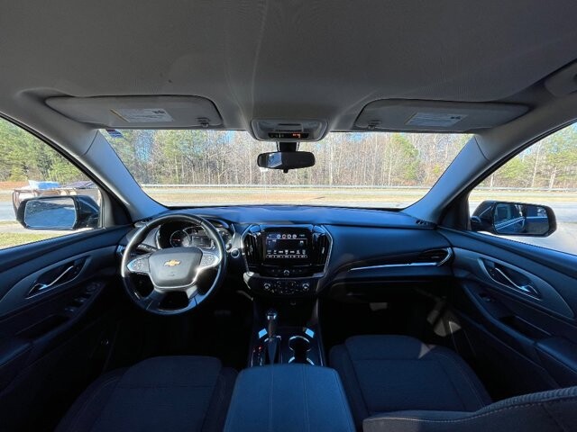 2019 Chevrolet Traverse in Flowery Branch, GA 30542 - 18092235 7
