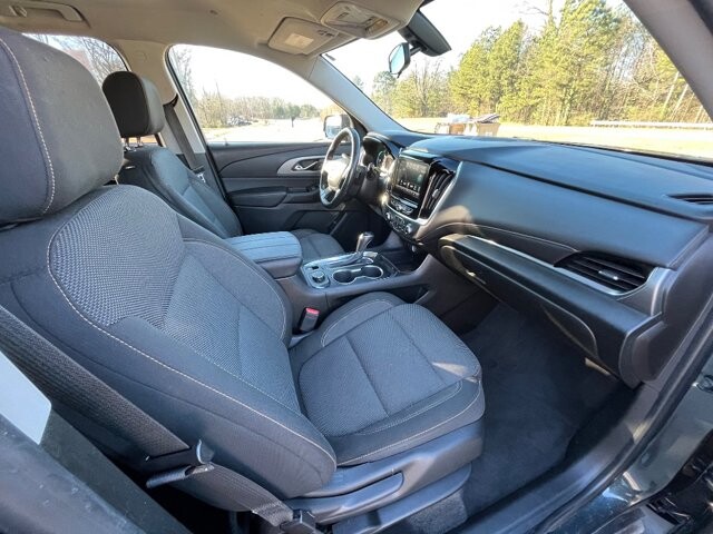 2019 Chevrolet Traverse in Flowery Branch, GA 30542 - 18092235 8