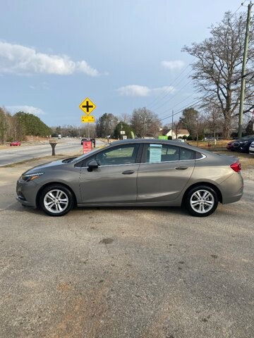 2018 Chevrolet Cruze in Flowery Branch, GA 30542 - 18092238 3