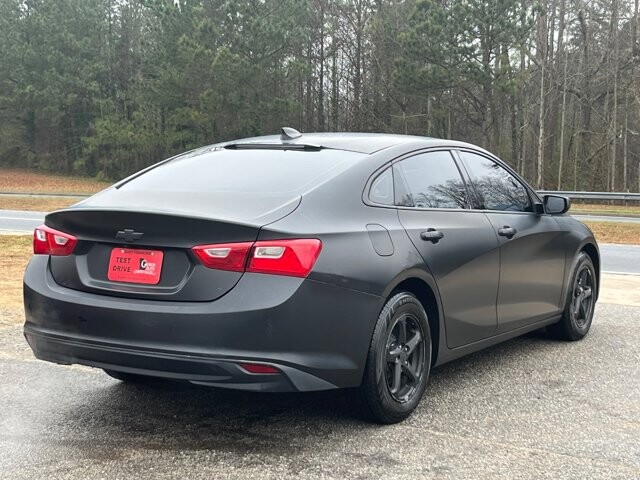 2018 Chevrolet Malibu in Flowery Branch, GA 30542 - 18092243 6