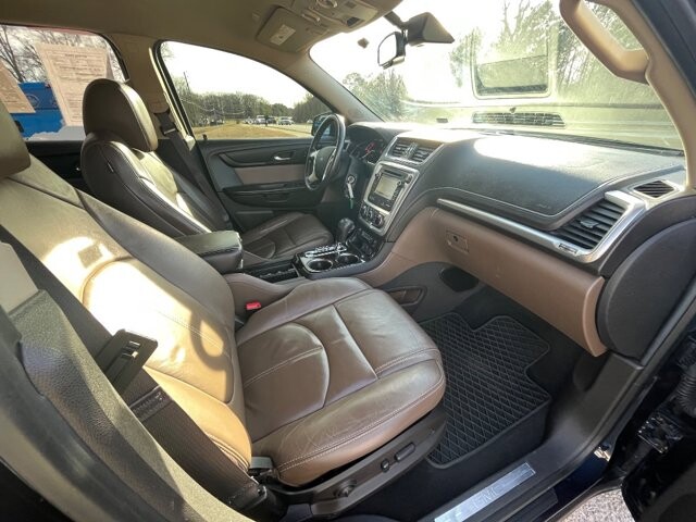 2015 GMC Acadia in Flowery Branch, GA 30542 - 18092246 9