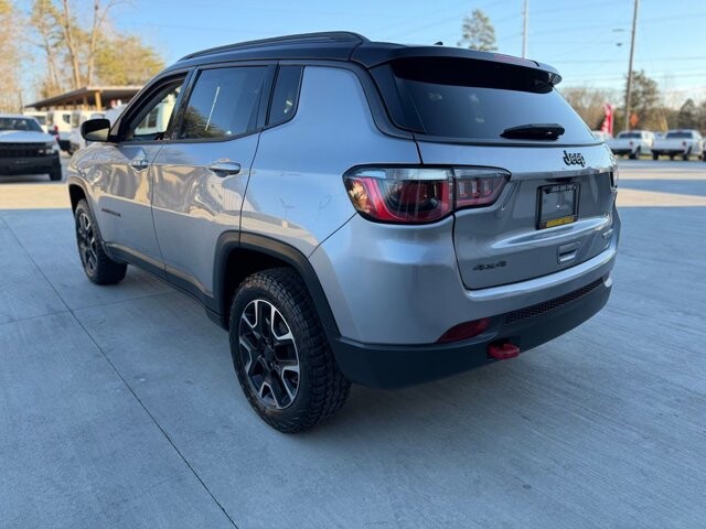 2020 Jeep Compass in Knoxville, TN 37920 - 18092319 4