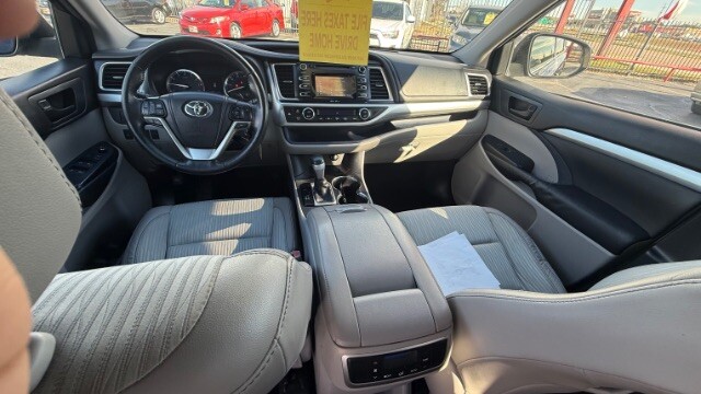 2015 Toyota Highlander in Dallas, TX 75228 - 18092326 15